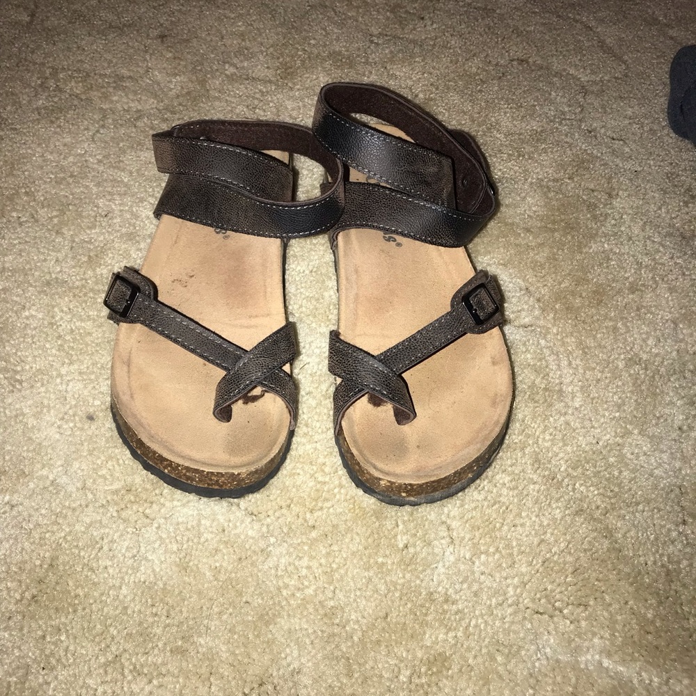 sandals - Picture 2 of 2